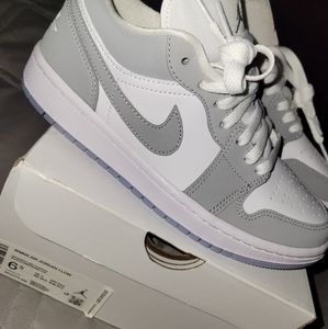 Nike Air Jordan 1 Low Wolf Grey